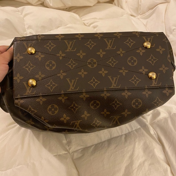 Louis Vuitton Métis Hobo - good condition, Comes with shoulder strap. - Picture 3 of 10